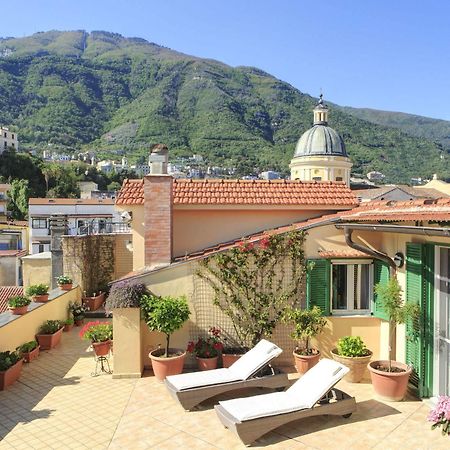 Tetto Fiorito Lägenhet Castellammare di Stabia Exteriör bild