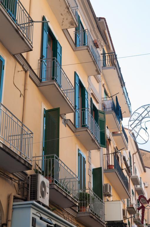 Tetto Fiorito Lägenhet Castellammare di Stabia Exteriör bild